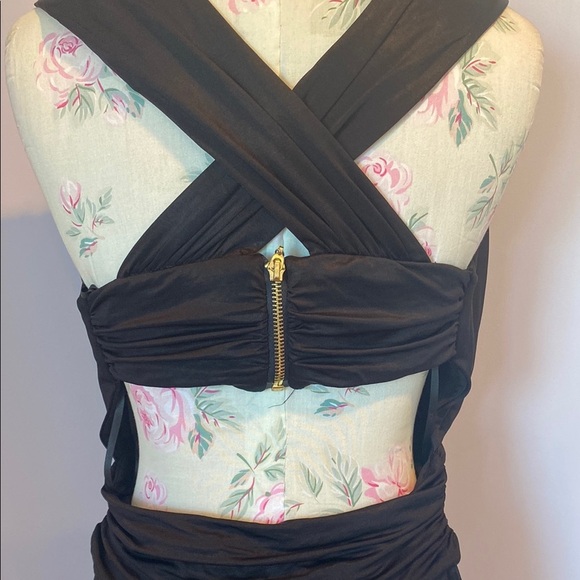 La Rok Elegant Black Sleeveless Dress - Picture 5 of 8